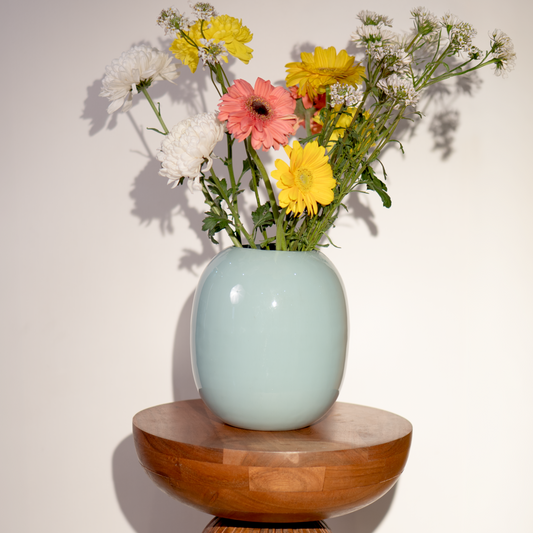 FLOWER VASE ENAMEL FINISH